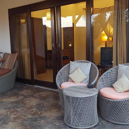Villa Heliconia Seminyak  Room photo