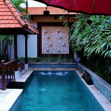 Villa Heliconia Seminyak  Exterior photo