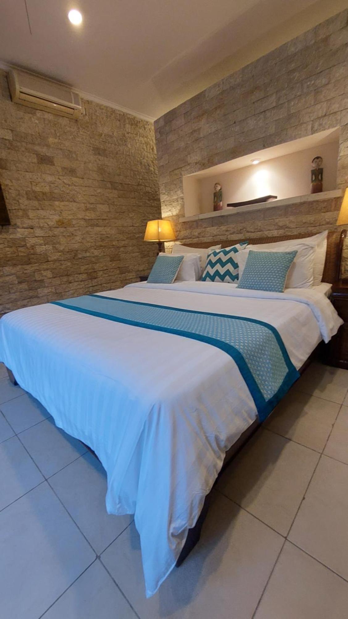Villa Heliconia Seminyak  Room photo