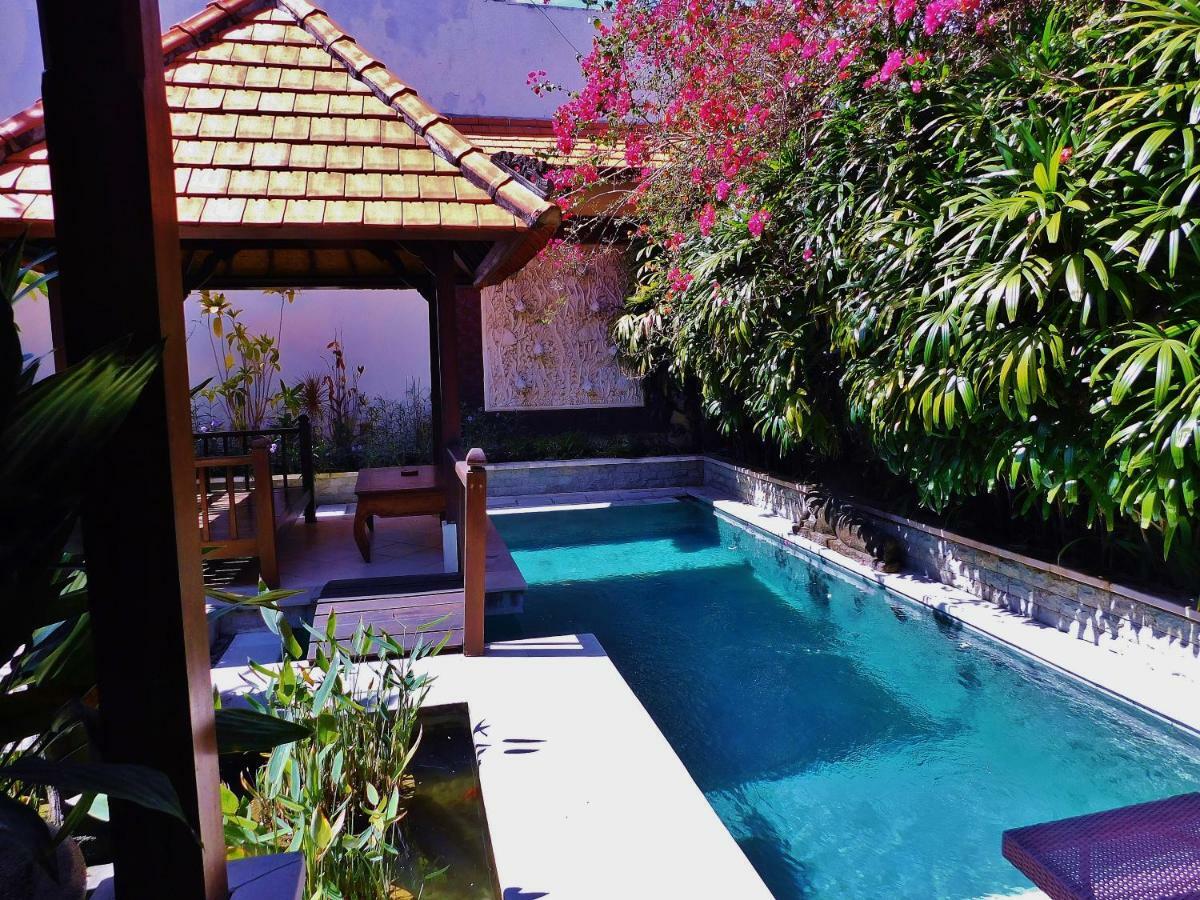 Villa Heliconia Seminyak  Exterior photo
